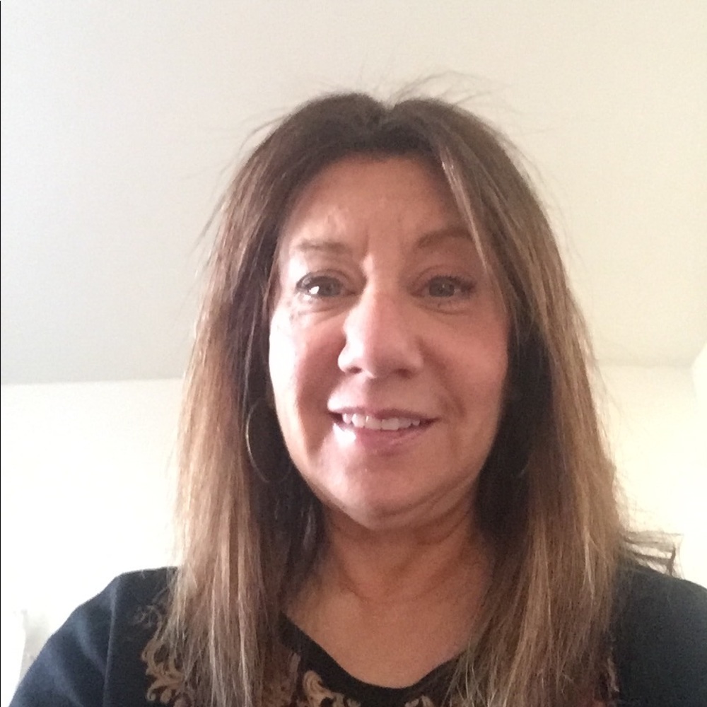 Meet your Posher, Sharon